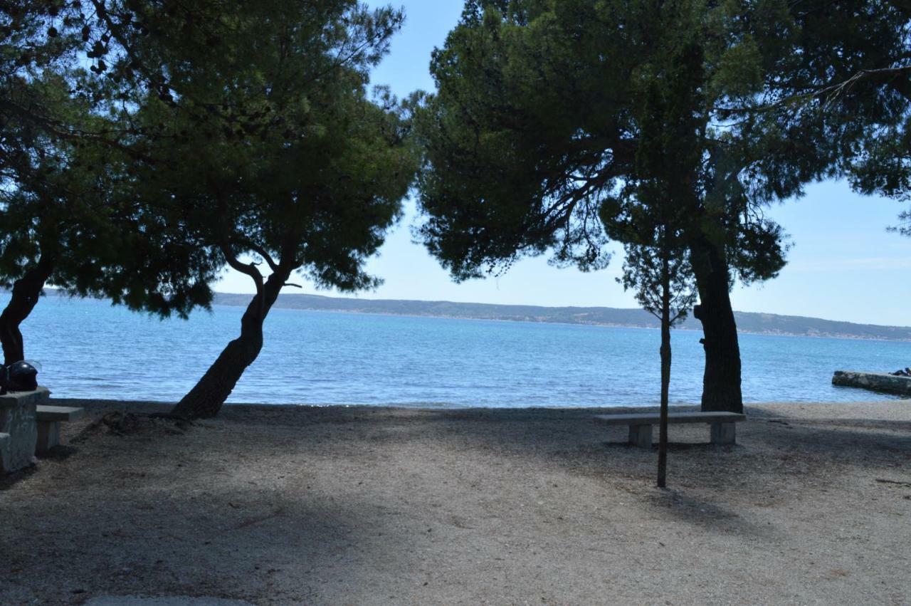 Apartment Nikolic Kaštela Exteriör bild
